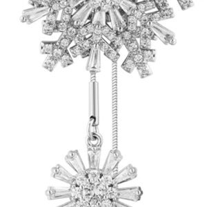 61eMt9hyNXL._AC_SL1500 Winter Snowflake Charm Long Chain Sweater Necklace Dainty Cubic Zirconia Snowflake Pendant Necklace Silver Trendy Christmas Jewelry for Women Elegant Y Chain Jewelry